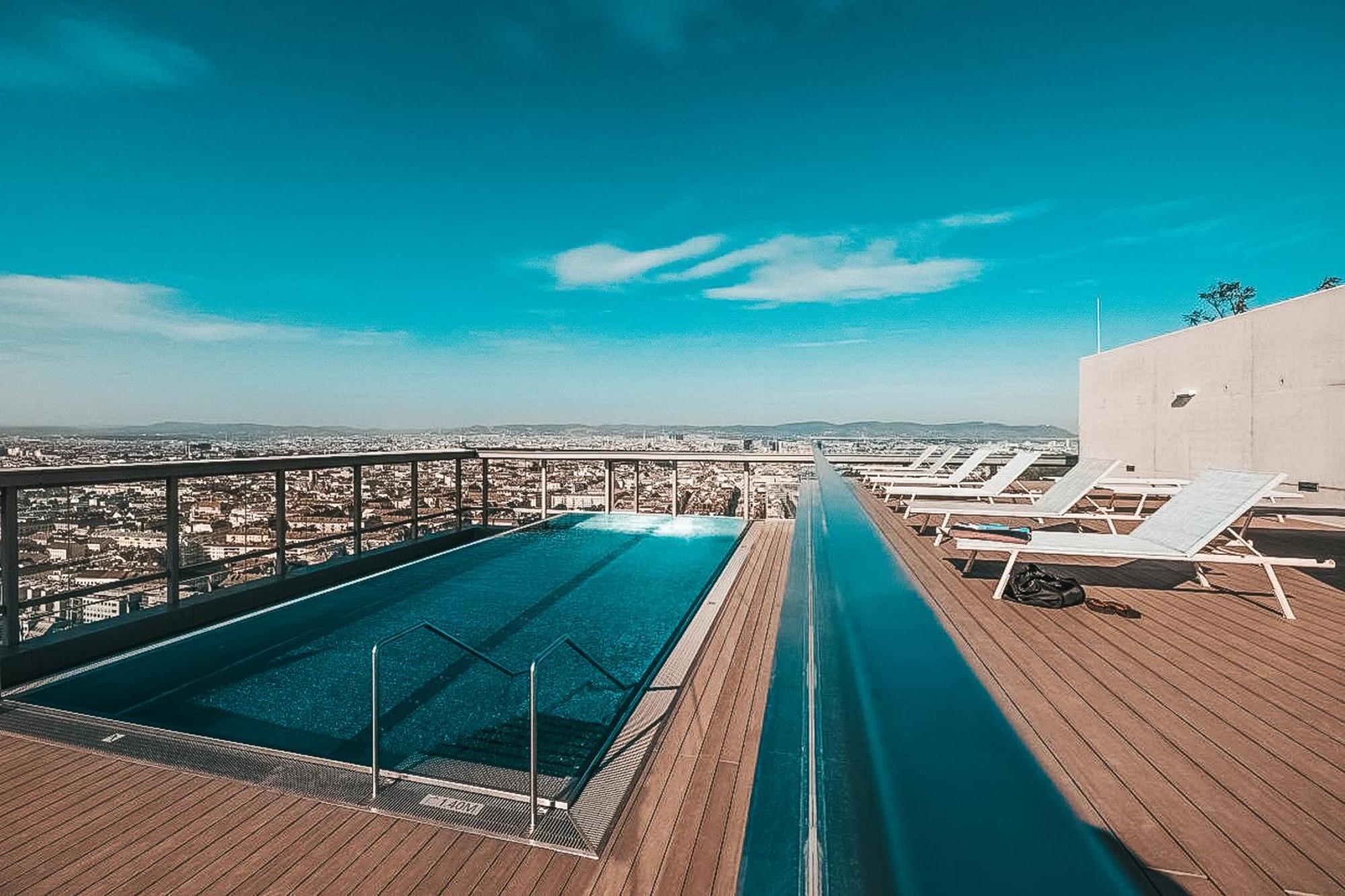 Kaiser Lodge - Rooftop Pool & Underground Car Park By Alpenluxus Appartements Виена Екстериор снимка