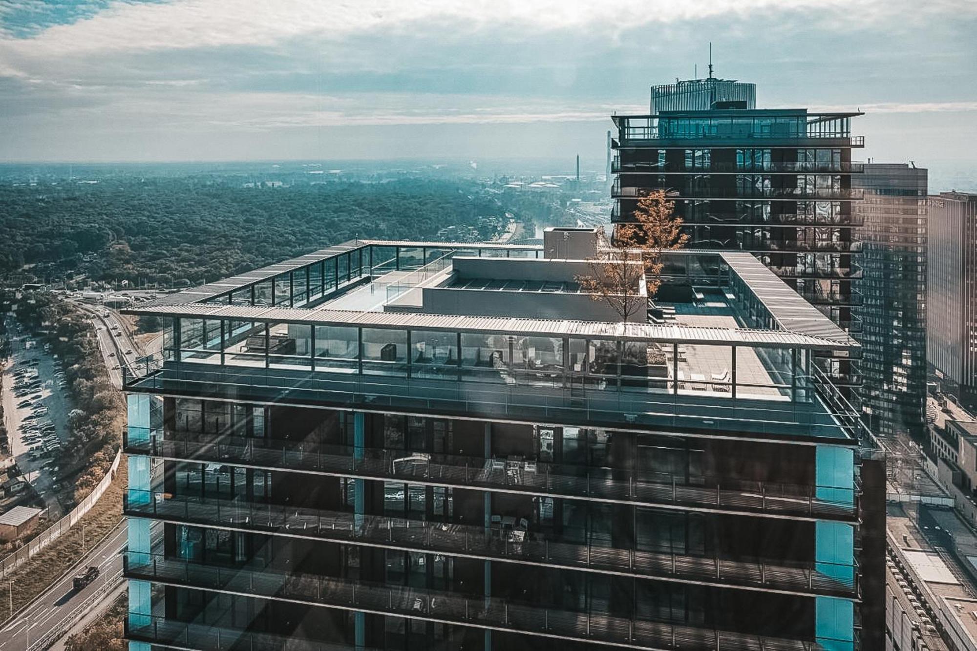 Kaiser Lodge - Rooftop Pool & Underground Car Park By Alpenluxus Appartements Виена Екстериор снимка